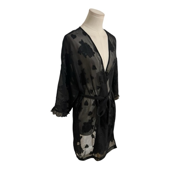 LA INTIMATES Black Rose Flower Burnout Sheer Robe Sz L Sexy Lingerie Tie Coverup - Picture 2 of 7